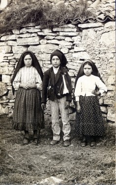 Los tres pastorcitos de Fátima